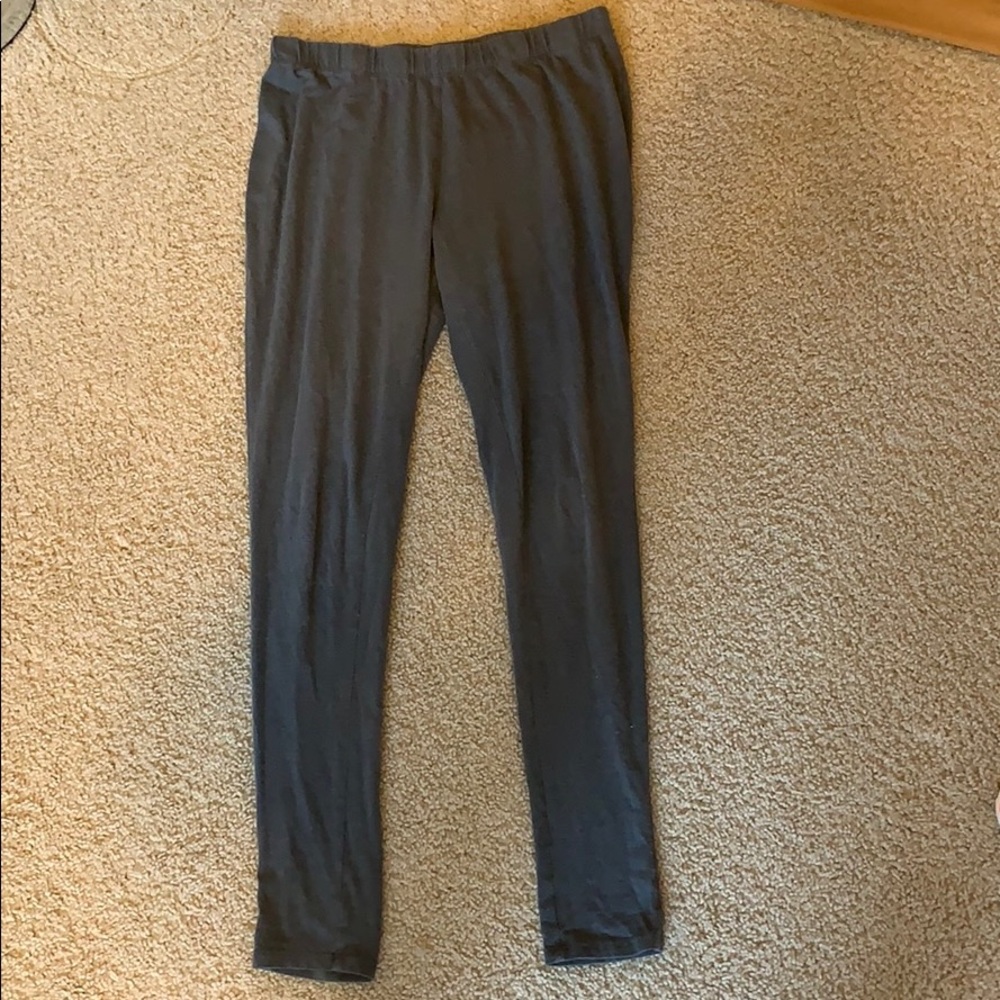 Grey leggings